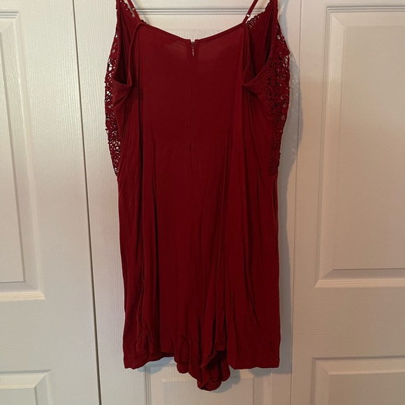 GUESS Red Romper - Picture 4 of 4